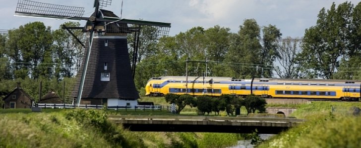 Entire Dutch Rail Network to Run Only with Wind Energy by 2018 