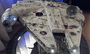 Epic: Star Wars Fan Spends 4 Years to Build Paper Millennium Falcon <span>· Photo Gallery</span>