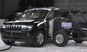 ESP Makes SUVs Safer Than Ever, IIHS Says