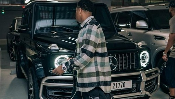 Devin Haney and Mercedes-AMG G 63