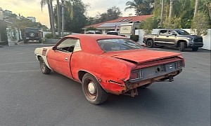 Everybody Wants This 1971 Plymouth 'Cuda, And It's No Wonder Why
