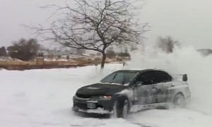 Girlfriend Drifts Evo: Proof that Evo Drivers Are Good People
