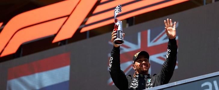 Ex-F1 boss has some harsh comments about Lewis Hamilton