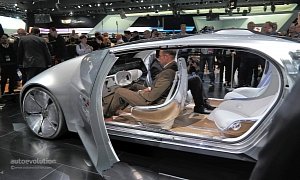 Ex-GM Boss Bob Lutz Thinks Autonomous Vehicles Will Be the End of Car Brands