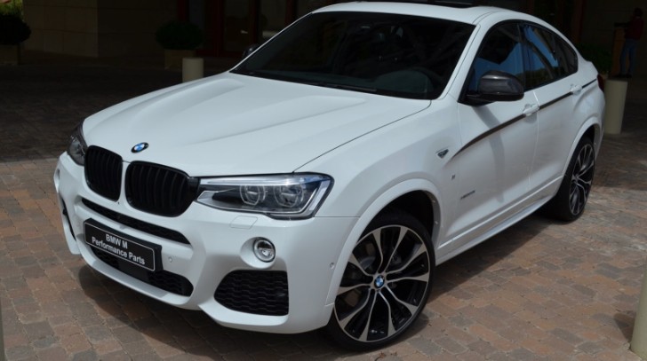 BMW X4 with M Performance Parts
