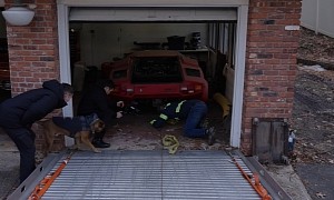Exotic Barn Find: Lamborghini Countach Comes Out of Storage After 20 Years