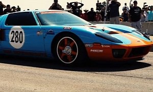 Extreme Twin-Turbo Ford GT Sets 293.6 MPH 1/2-Mile Record with Amazing Texas Run