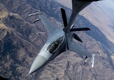 F-16 Fighting Falcon Comes in for a Refuel and a Close-Up, Nails Both