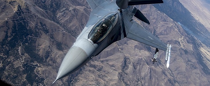 F-16 Fighting Falcon during aerial refueling