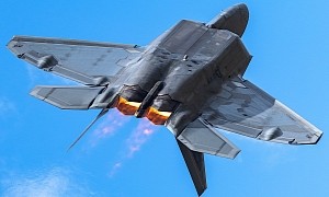 F-22 Raptor Flips and Exposes Belly As Demo Team Is About to Switch Pilots