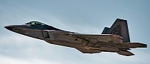 F-22 Raptor Proves It’s Still Around, Trains With F-35s