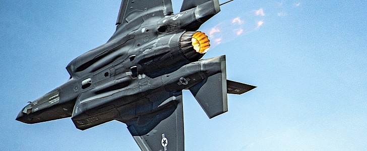 F-35 Lightning over Reno