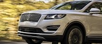 Facelifted 2019 Lincoln MKC Adopts Continental Grille