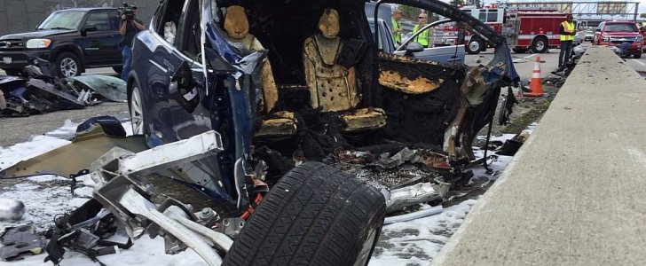 Tesla Model X crash, March 2018