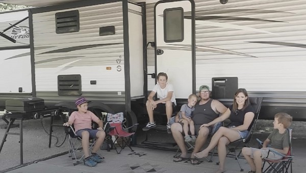 RV Travel Trailer for a Family of Seven