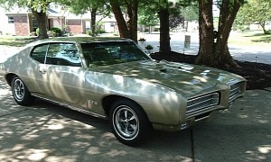 Family-Owned 1969 Pontiac GTO Is an Amazing Gem With Really Low Mileage