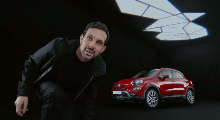Famous Magician Dynamo and Fiat Partner Up for the Launch of the 500x Model 
