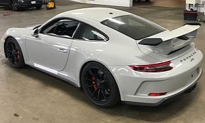 Fashion Grey 2018 Porsche 911 GT3 Wears It Better