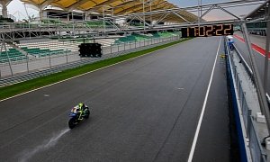 Fast Bike News: Rossi Leads Day 1 at Sepang 2, Bayliss Can’t Surprise Us in WSBK – Photo Gallery