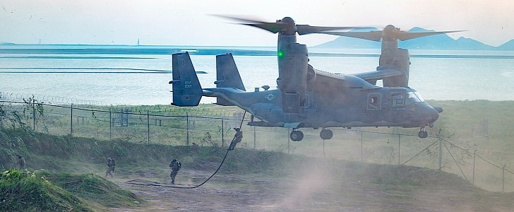 CV-22 Osprey in fast rope operation