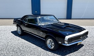 Feast Your Eyes on This 1968 Baldwin-Motion Camaro Model With Its 425 HP V8