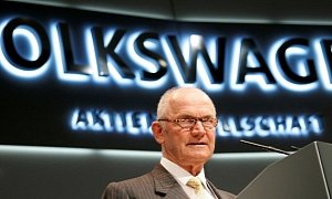 Ferdinand Piech, Volkswagen - Porsche Patriarch and Savior, Dies at 82