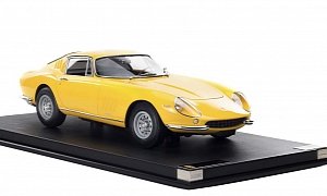 Ferrari 275 GTB/4 Scale Model Is the Closest You Will Get to the Classic Prancing Horse