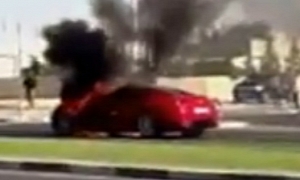 Ferrari 599 GTB Catches Fire in Dubai