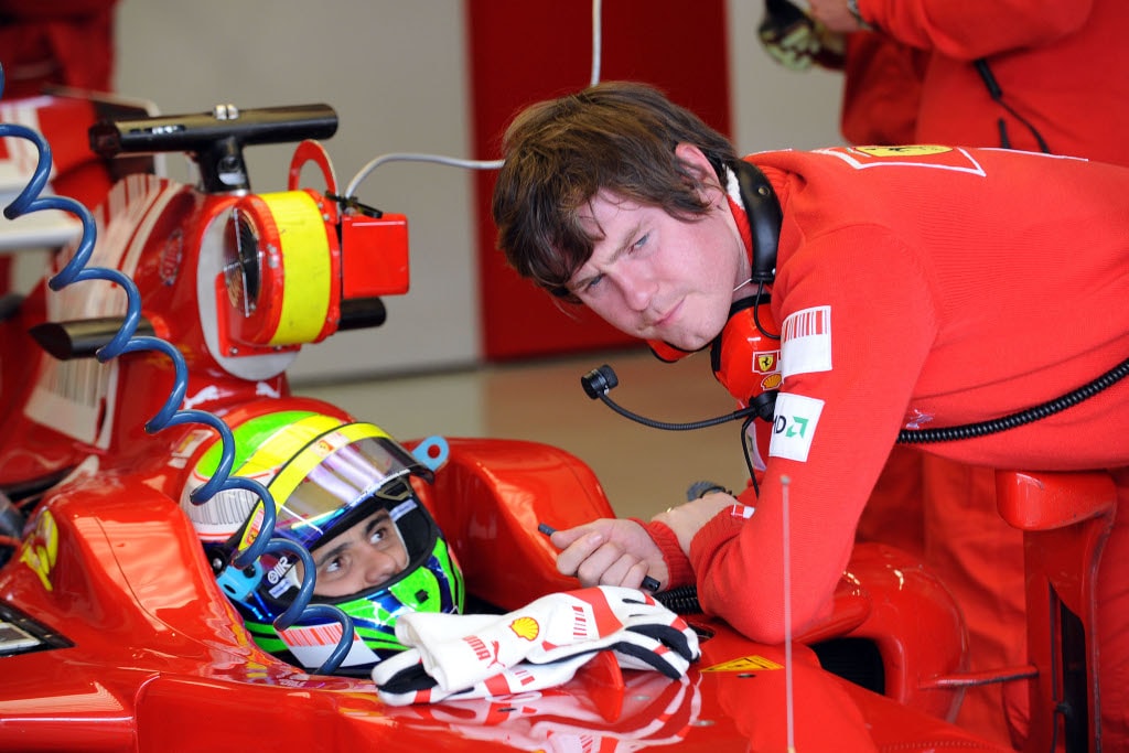 Felipe Massa and race engineer Robert Smedley