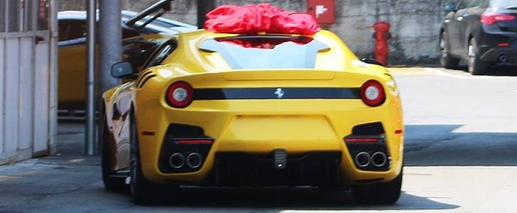 Ferrari F12 Versione Speciale / GTO Spy Video Lets You Hear the V12 Cavalcade