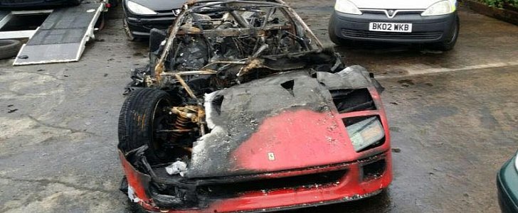 Ferrari F40 Burns to the Ground