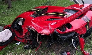 Ferrari F8 Goes Truck Hunting in Italy, Crash Leaves It Stranded on the Side of the Road