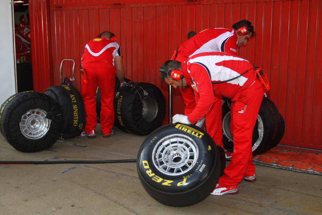 motorsport manager tyre wear