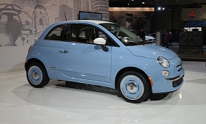 Fiat 500 1957 Edition Looks Oh-So-Sexy! <span>· Live Photos</span>