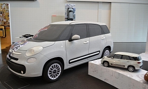 Fiat 500L Seven-Seater Previewed by Scale Model
