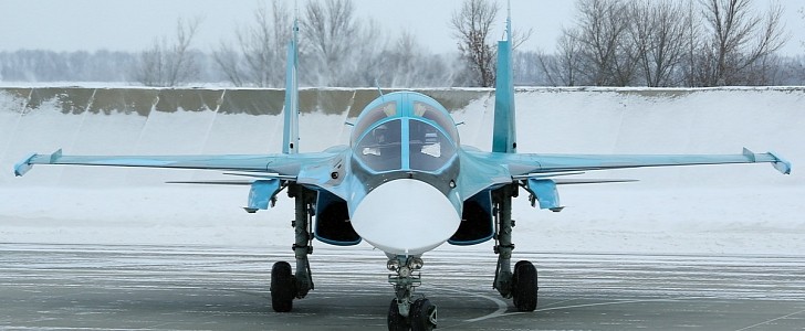 A batch of Su-34 bombers arrived in Lipetsk, for winter training