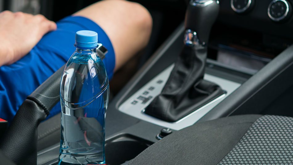 Plastic water bottles could spark fire if left in hot car, firefighters  warn - ABC7 San Francisco