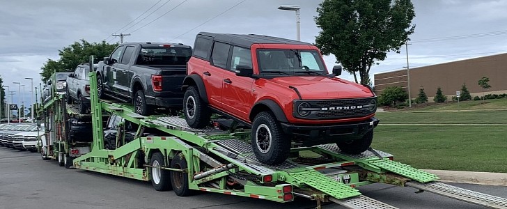 First customer deliveries for 2021 Ford Bronco are reportedly a Badlands and a Black Diamond
