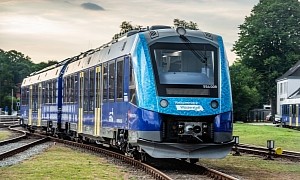 First Hydrogen Fuel Cell Trains Start Operations in Germany With a Range of 1,000 Km