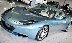 First Lotus Evora Hits the States