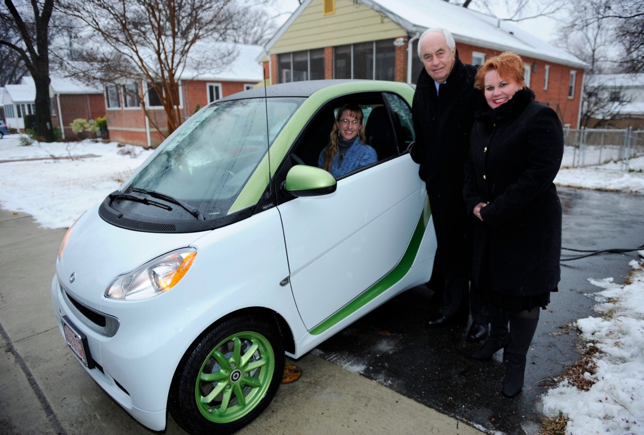 Kimball and her new smart fortwo electric drive