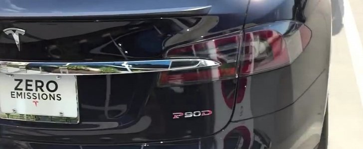 Tesla Model S P90D