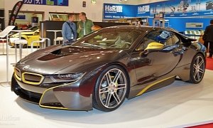 First Tuned BMW i8 Shows Up at the Essen Motor Show Under Manhart's Colors <span>· Live Photos</span>
