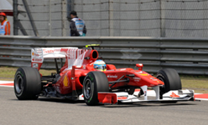 Fisichella Tests Ferrari's F-Duct, New Mirrors in Vairano