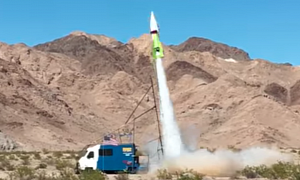 Flat Earth Manned Space Mission Begins in Homemade Rocket, Ends Seconds Later