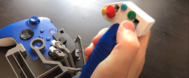 Flexible, 3D-printed joystick for Xbox works great with the Microsoft Flight Simulator