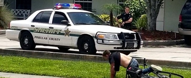 Cyclist faceplants as he's trying to flee the police in Florida