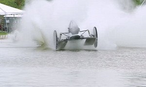 Florida Man Takes Two F1 Racers in 900 HP Swamp Buggies, Racing Happens