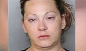 Florida Mother Leaves Her 5 Kids Alone in the Car to Go Drinking