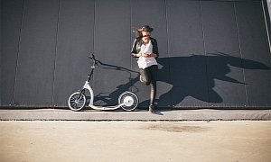 FlyKly Smart Ped Is a Kick-Assist E-Bike That Lets You Enjoy the View